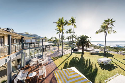 Mangrove Hotel - Holiday Sunshine Coast 0