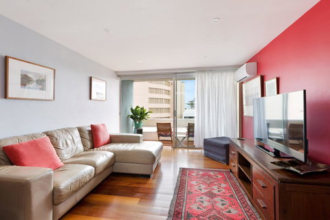 Manlybeachonline.com713 At The Beach - Holiday Sunshine Coast 0