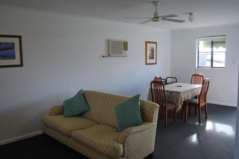 Maple Tree Cottage - Sunshine Coast Tourism 0