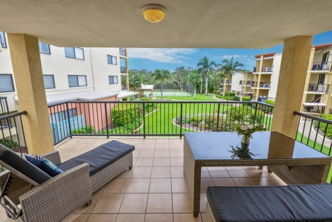 Marcoola Beachfront 3BR -Pool-100m To The Beach. - Sunshine Coast Tourism 2