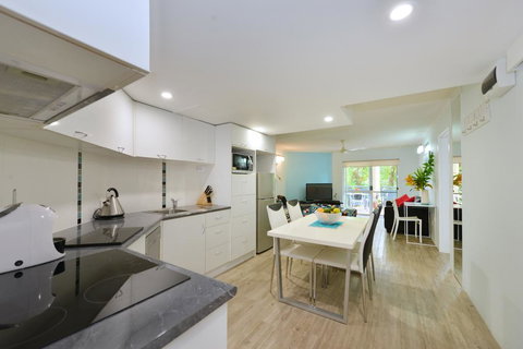 Marina Terrances U4 - Holiday Sunshine Coast 2