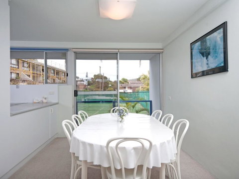 Marine Drive, Cirrus, Unit 6, 44 - Sunshine Coast Tourism 2