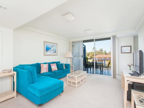 Marine Drive, Cirrus, Unit 6, 44 - Sunshine Coast Tourism 0