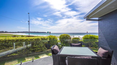 Mariners 3 - Mollymook - Sunshine Coast Tourism 0