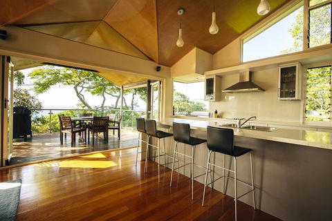Marrinan's Lookout - Sunshine Coast Tourism 0