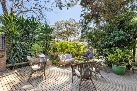 MARTHA COTTAGE - MT MARTHA - Holiday Sunshine Coast 1