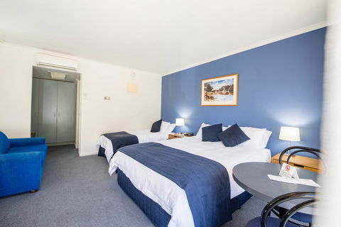 MAS Country Riverboat Lodge Motor Inn - Holiday Sunshine Coast 3