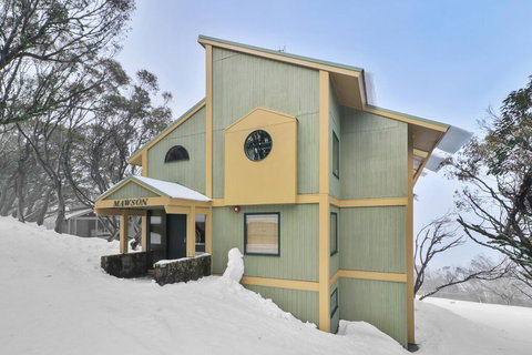 Mawson 2 - Sunshine Coast Tourism 0