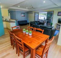 McLeods - Holiday Sunshine Coast
