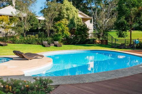 McMillans Of Metung Coastal Resort - Sunshine Coast Tourism 1