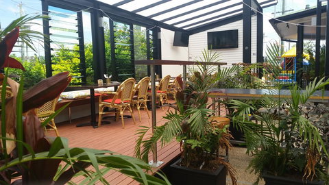 Meadowbrook Hotel Brisbane - Sunshine Coast Tourism 3