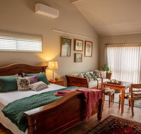 Meander Retreat - Sunshine Coast Tourism