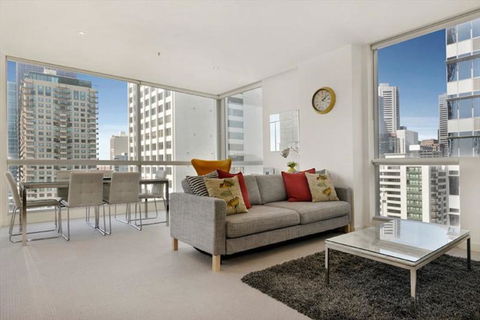 Melbourne Central - StayCentral - Sunshine Coast Tourism 0