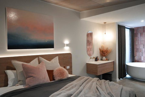 Melo Studios - Sunshine Coast Tourism 2