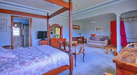 Melville House Bed And Breakfast - Sunshine Coast Tourism 2