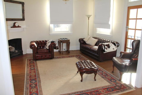 Mentor Chambers Apartment Bed & Breakfast - Holiday Sunshine Coast 0