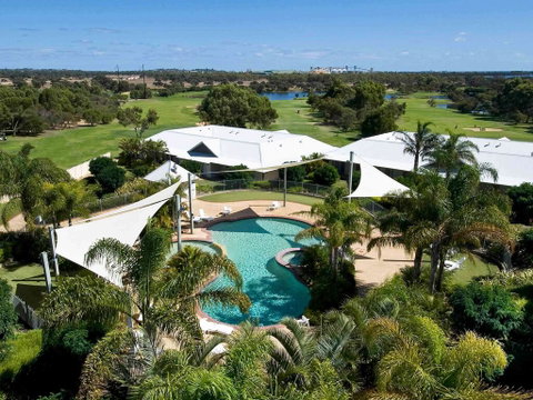 Mercure Bunbury Sanctuary Golf Resort - Sunshine Coast Tourism 0