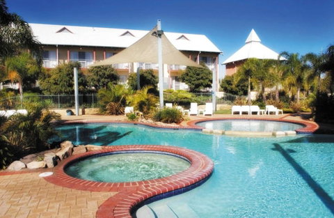 Mercure Bunbury Sanctuary Golf Resort - Sunshine Coast Tourism 1