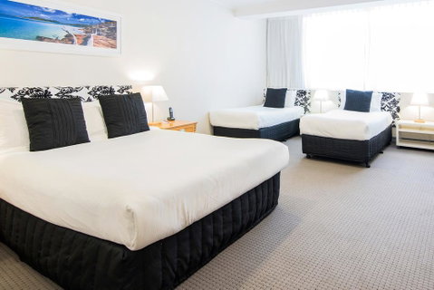 Mercure Charlestown - Sunshine Coast Tourism 1