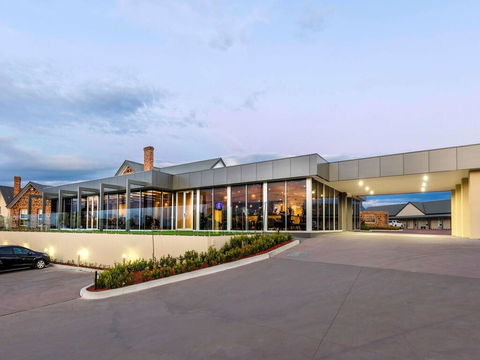 Mercure Goulburn - Sunshine Coast Tourism 0