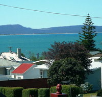 Meredith House - Sunshine Coast Tourism