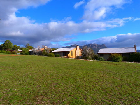 Meringa Springs - Sunshine Coast Tourism 2