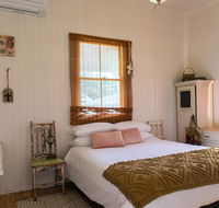 Meringandan Holiday Accommodation - Holiday Sunshine Coast