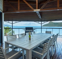Mermaids Reach on Hamilton Island - Sunshine Coast Tourism