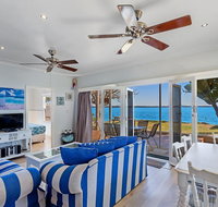 Mermaids Rest  Corlette - Sunshine Coast Tourism