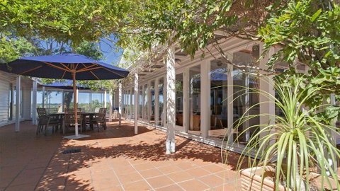 Merricks North Retreat - Country Home On 5 Acres - Sunshine Coast Tourism 2