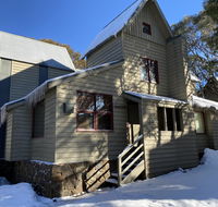 Merrigang Chalet Dinner Plain - Sunshine Coast Tourism