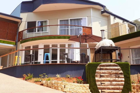 Merry Mary Casa - Holiday Sunshine Coast 0