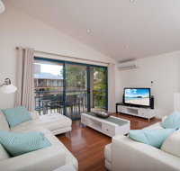 Messines Street Starfish Lodge Unit 1 1A - Sunshine Coast Tourism