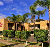 Metro Inn Ryde - Holiday Sunshine Coast