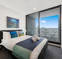 MH021  Starry Night of Van Gogh - Sunshine Coast Tourism