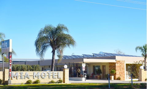 Mia Motel - Holiday Sunshine Coast 0
