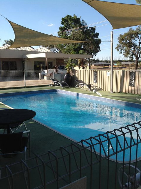 Mia Motel - Holiday Sunshine Coast 3