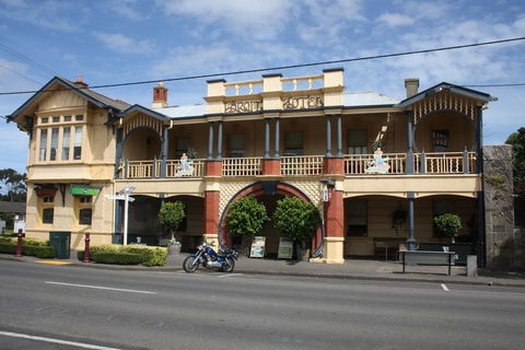 Mickey Bourke's Koroit Hotel - Sunshine Coast Tourism 0