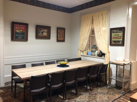 Mickey Bourke's Koroit Hotel - Sunshine Coast Tourism 2