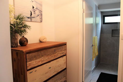 Mignon Cottage 9 Noongah Terrace - Sunshine Coast Tourism 1