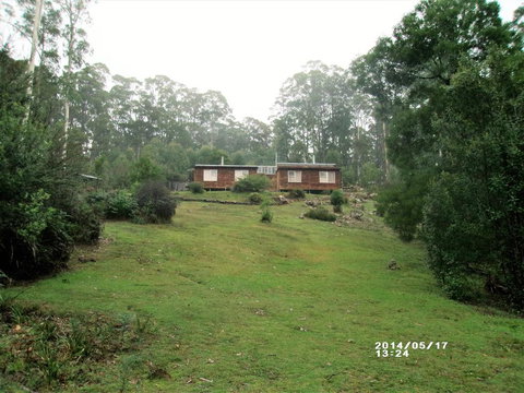 Minnow Cabins Lower Beulah - Holiday Sunshine Coast 0