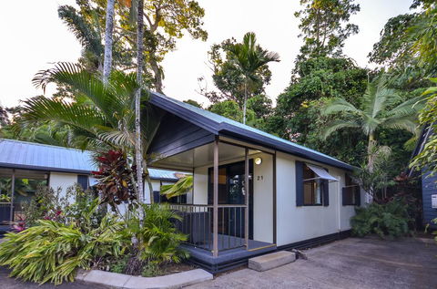 Mission Beach Hideaway Holiday Village - Sunshine Coast Tourism 2