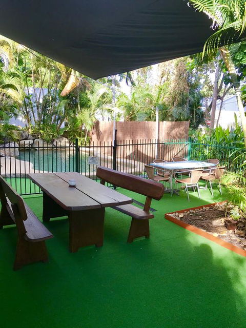 Mission Beach Retreat - Sunshine Coast Tourism 3