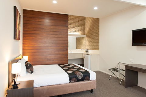 Mitchell On Main - Sunshine Coast Tourism 3