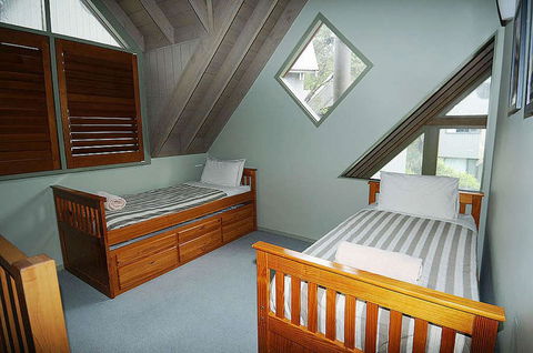 Mitta Mitta - Sunshine Coast Tourism 3