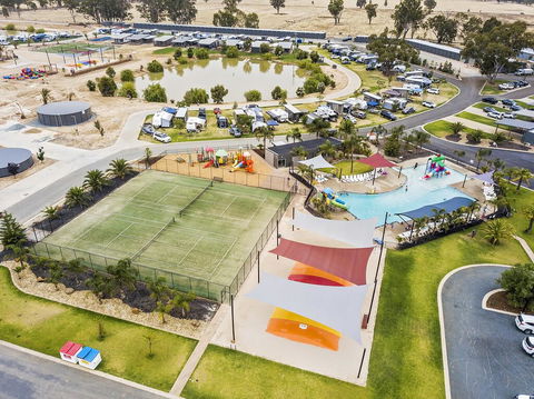 Moama Waters - Holiday Sunshine Coast 3