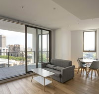 Modern Apartment in Darling Harbour - Sunshine Coast Tourism