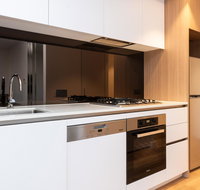 Modern Apartment in Darling Harbour - Sunshine Coast Tourism