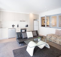 Modern Executive Apartment  Braddon 1BR Wine Wifi Secure Parking Canberra - Sunshine Coast Tourism