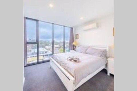 Modern Luxury 3 Bedroom Apartment With Sea Views - Sunshine Coast Tourism 0